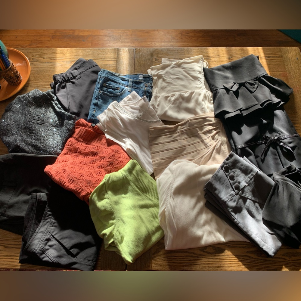 Women’s Clothing Lot Sz M